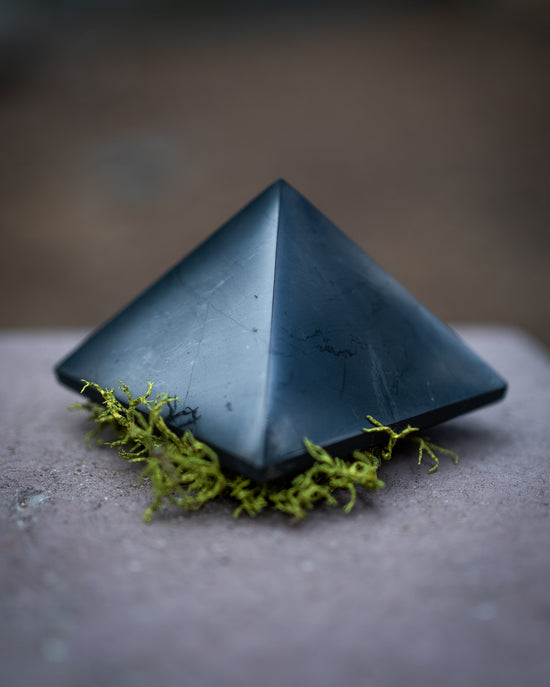 Load image into Gallery viewer, Shungite Pyramid (3.5&amp;quot; x 3.5&amp;quot; by 2&amp;quot;)
