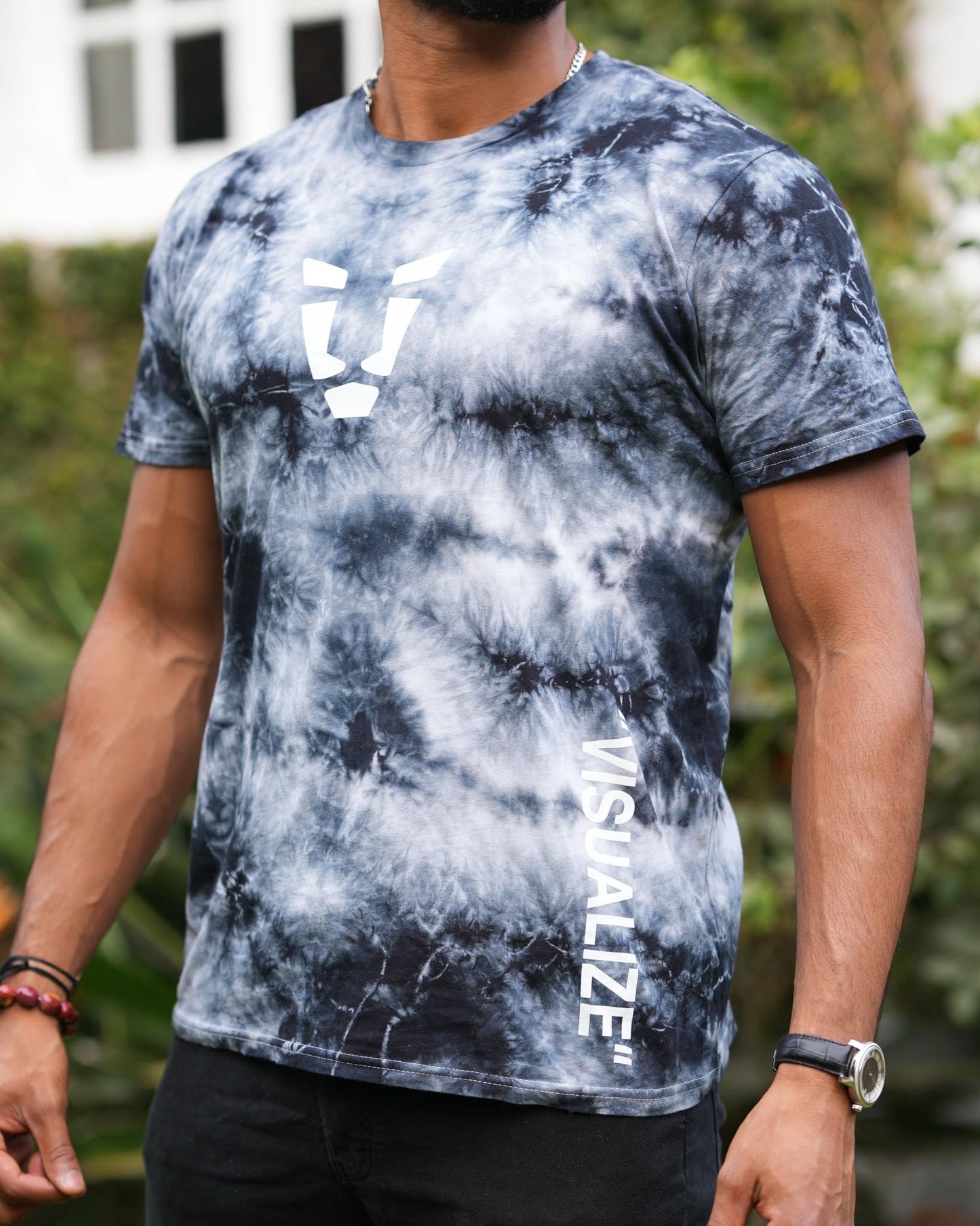 Load image into Gallery viewer, Vybe &amp;quot;VISUALIZE&amp;quot; cloud storm tee
